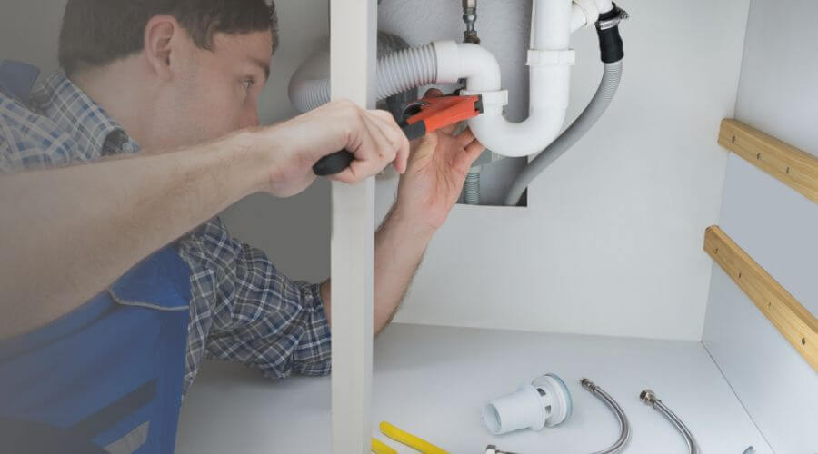 Expert burst pipe repair services in Antelope, MT